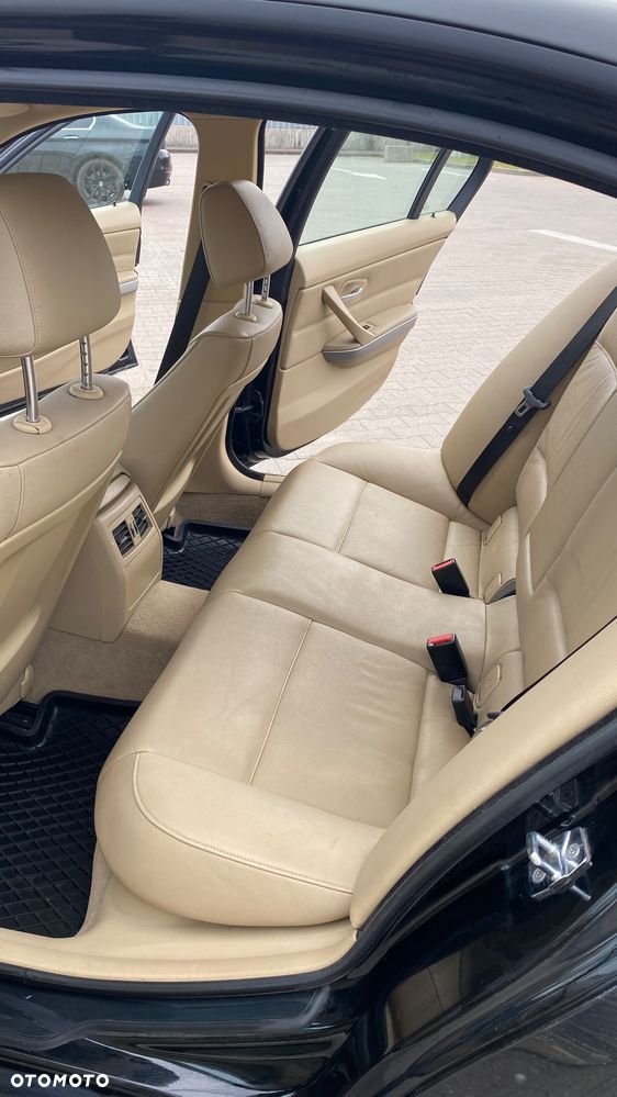 BMW Seria 3 316i - 10