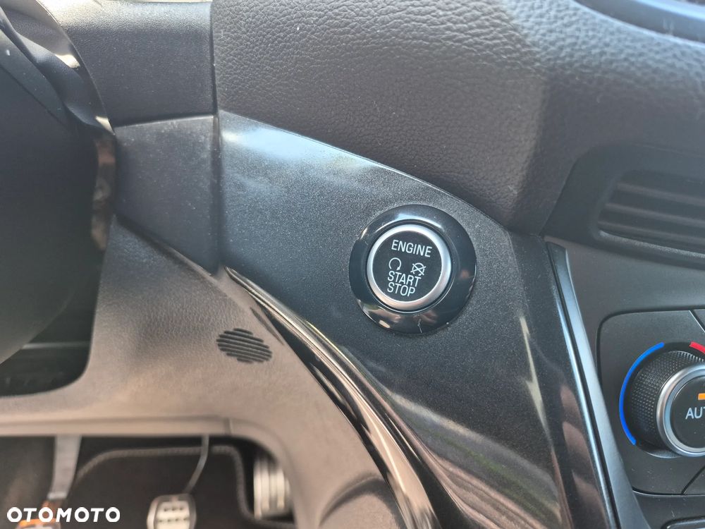 Ford Kuga 1.5 EcoBoost FWD ST-Line Black ASS MMT6 - 27