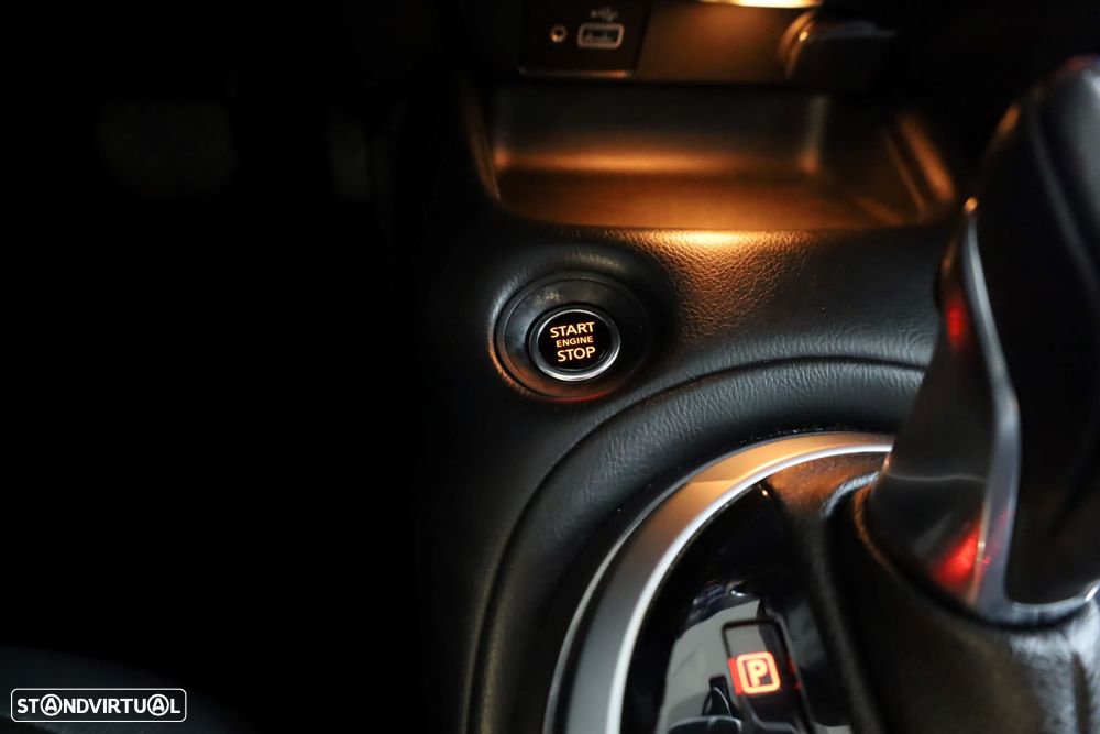 Nissan Juke 1.0 DIG-T N-Connecta DCT - 22