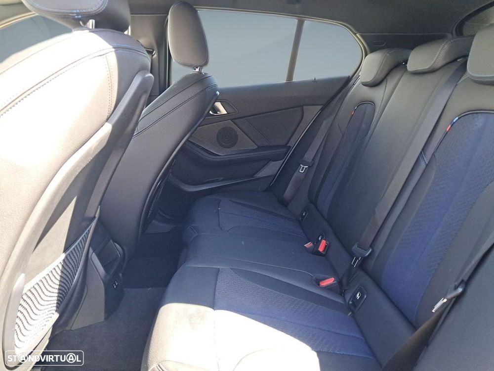 BMW 116 d Pack Desportivo M Auto - 12
