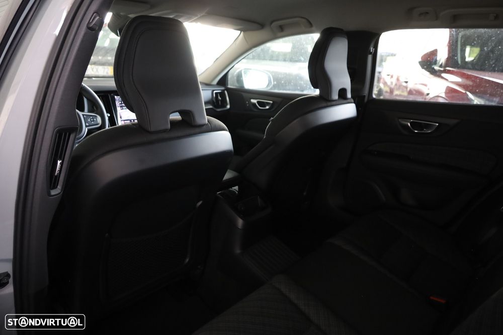 Volvo V60 2.0 T6 AWD TE Core - 13