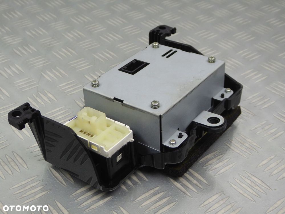 wyświetlacz panel ekran radia TOYOTA SIENNA 2011- - 3