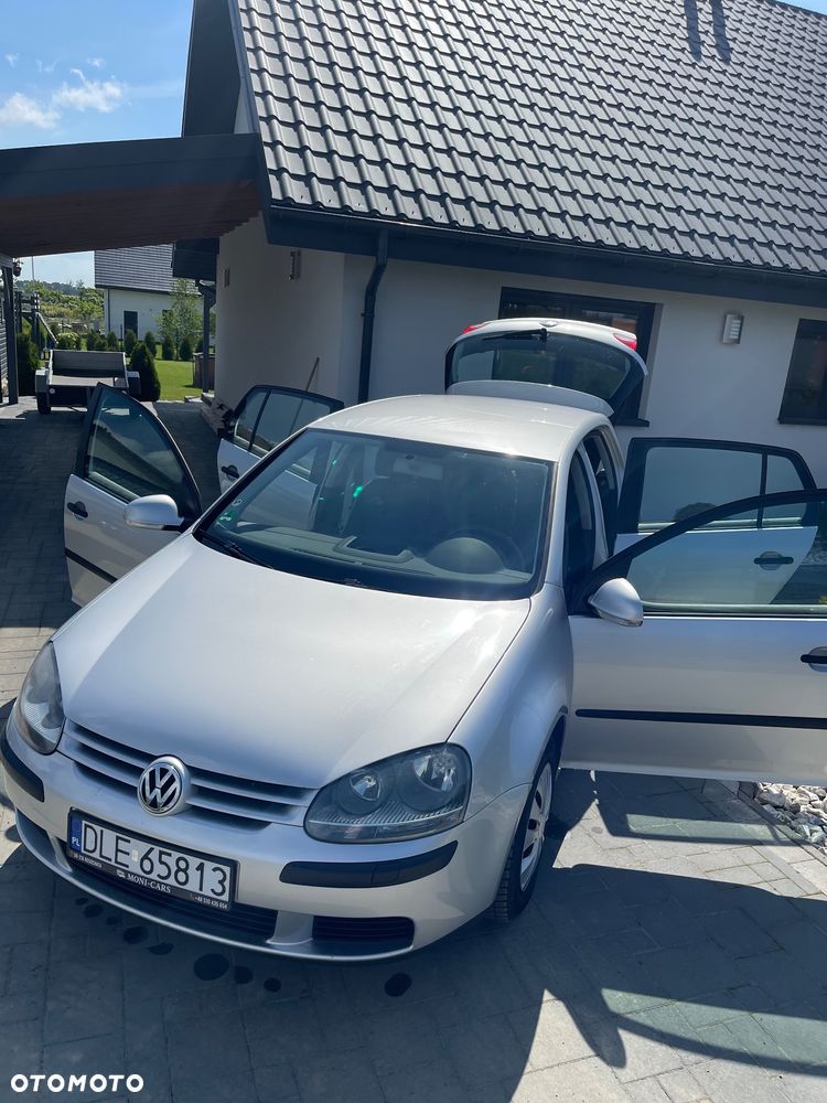 Volkswagen Golf 1.6 Comfortline - 18