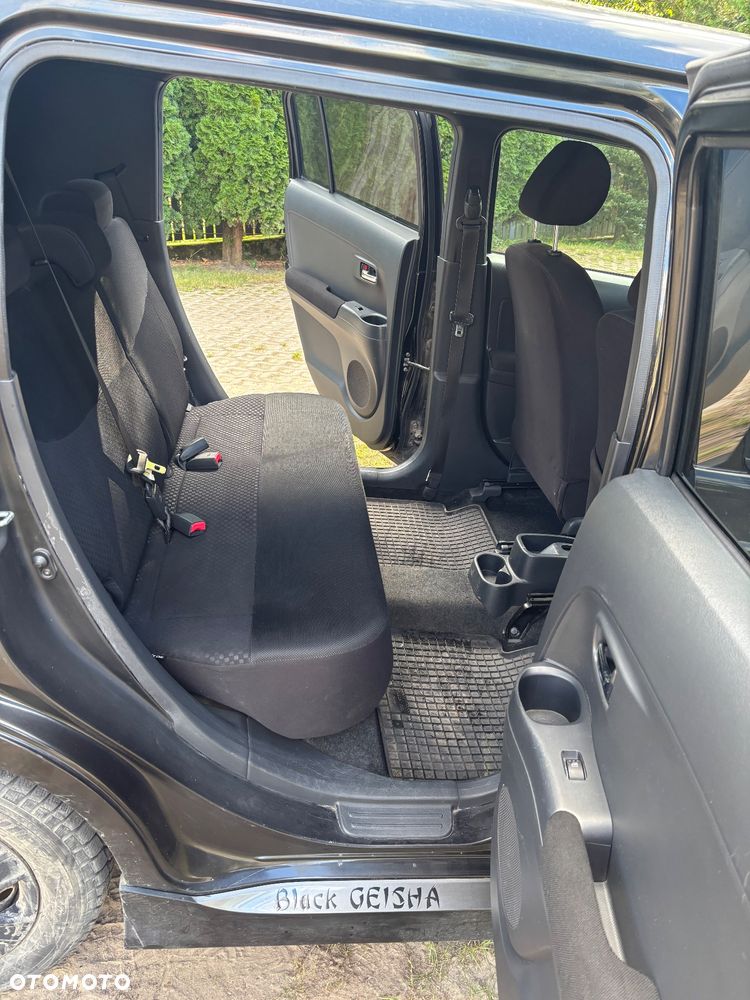 Daihatsu Materia 1.5 - 10