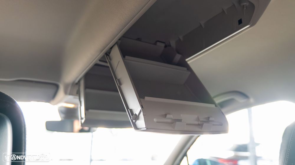 VW Tiguan Allspace 2.0 TDI Confortline DSG - 29