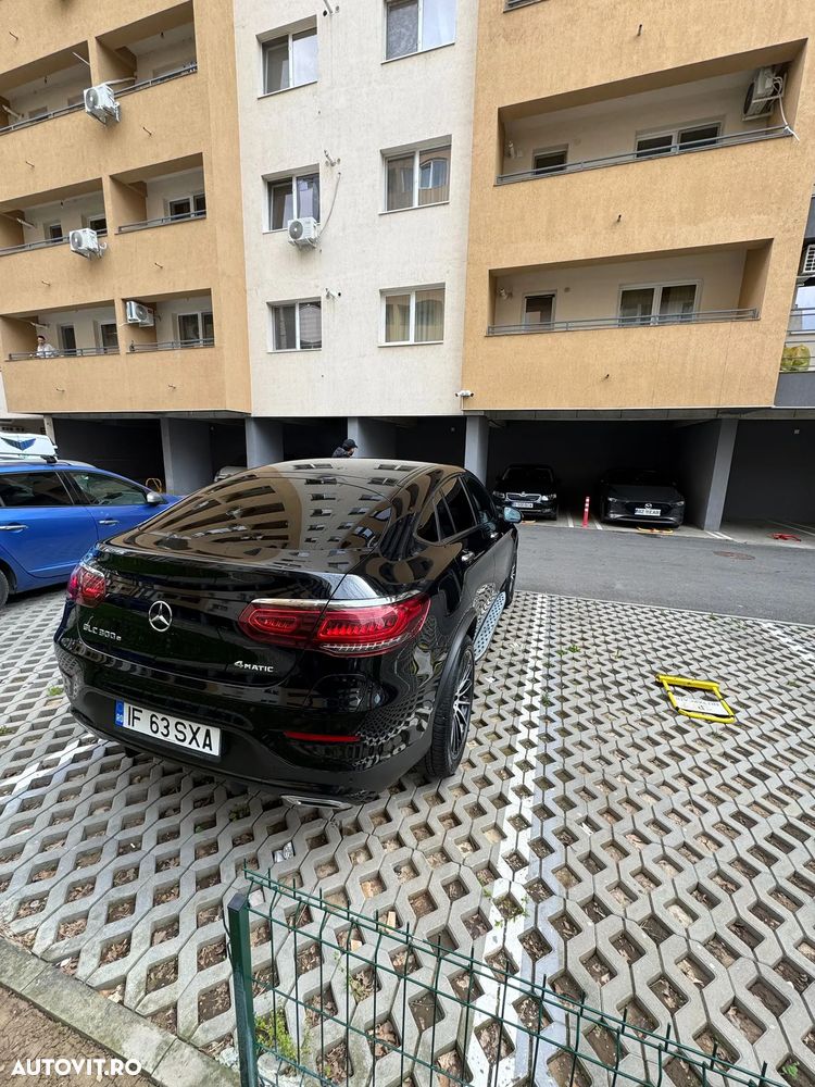 Mercedes-Benz GLC Coupe 300 4MATIC - 5