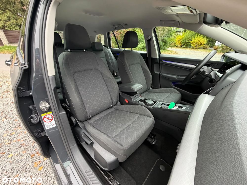 Volkswagen Golf 2.0 TDI SCR DSG Life - 20