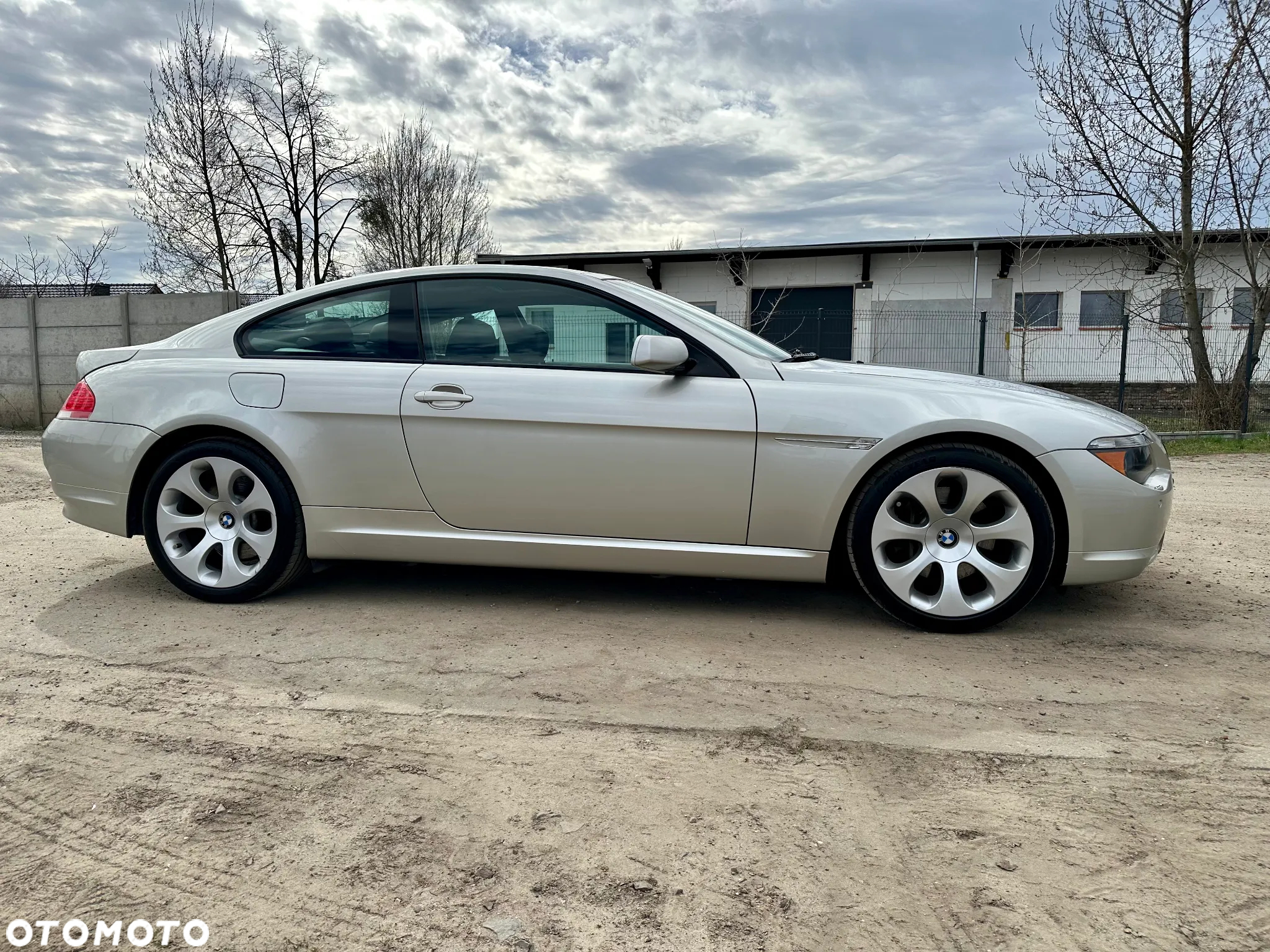 BMW Seria 6 650 i - 13