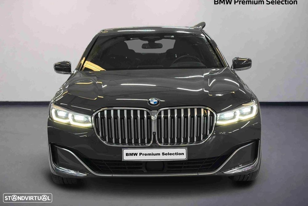BMW 745 e iPerformance Pack M Auto - 2