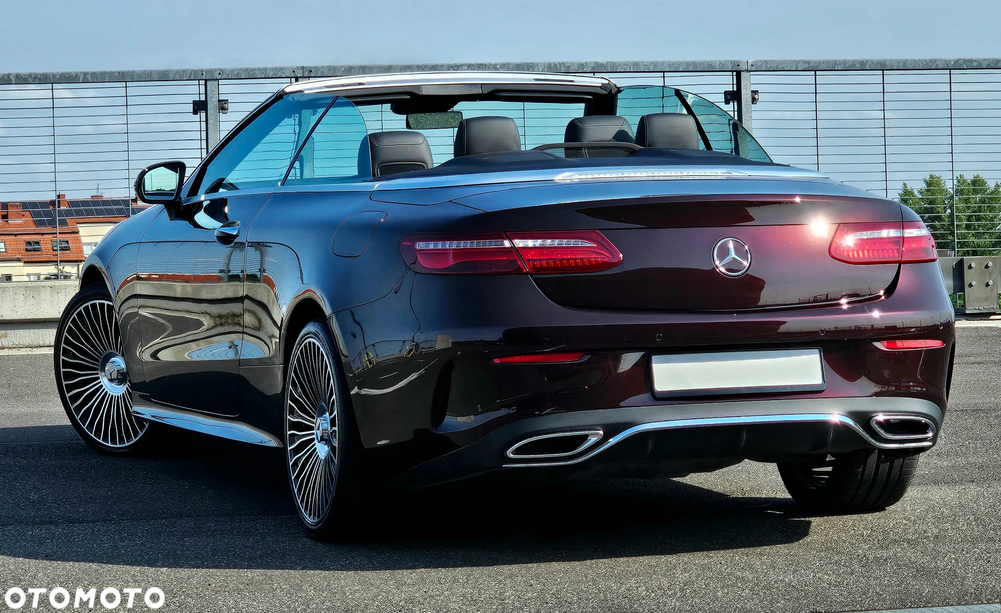 Mercedes-Benz Klasa E 220 d Kabriolet 9G-TRONIC - 17