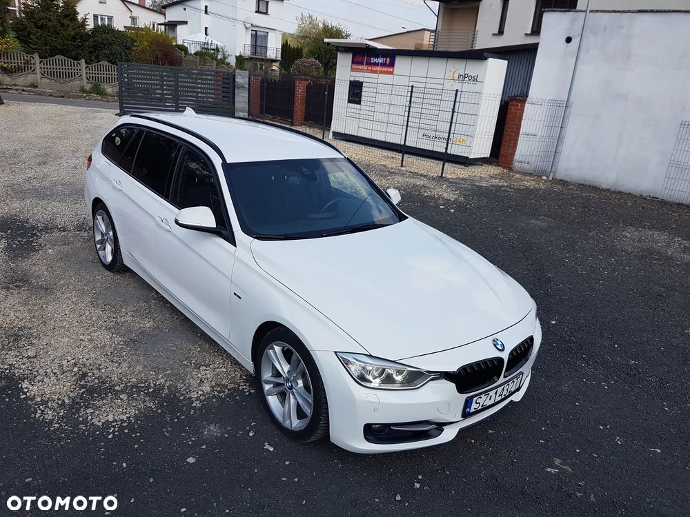 BMW Seria 3 330d Touring xDrive Sport-Aut Sport Line - 7