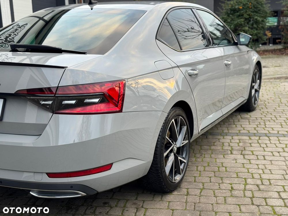 Skoda Superb 2.0 TDI SCR Sportline DSG - 5