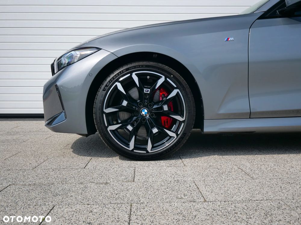 BMW Seria 3 330i xDrive M Sport sport - 7