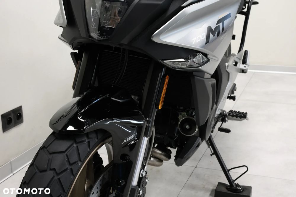 CFMoto 700MT - 26