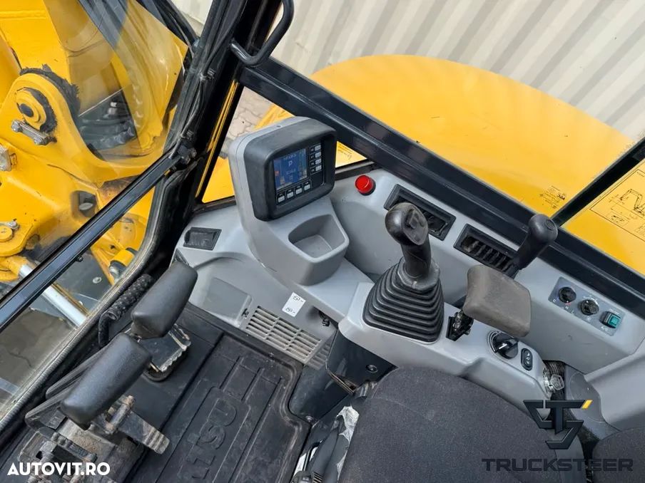 Komatsu PC80MR-5 | JoyStick | Vopsea Originala | AC - 17