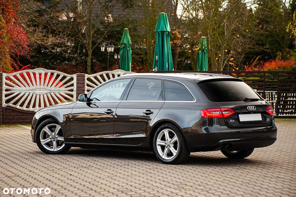Audi A4 Avant - 22