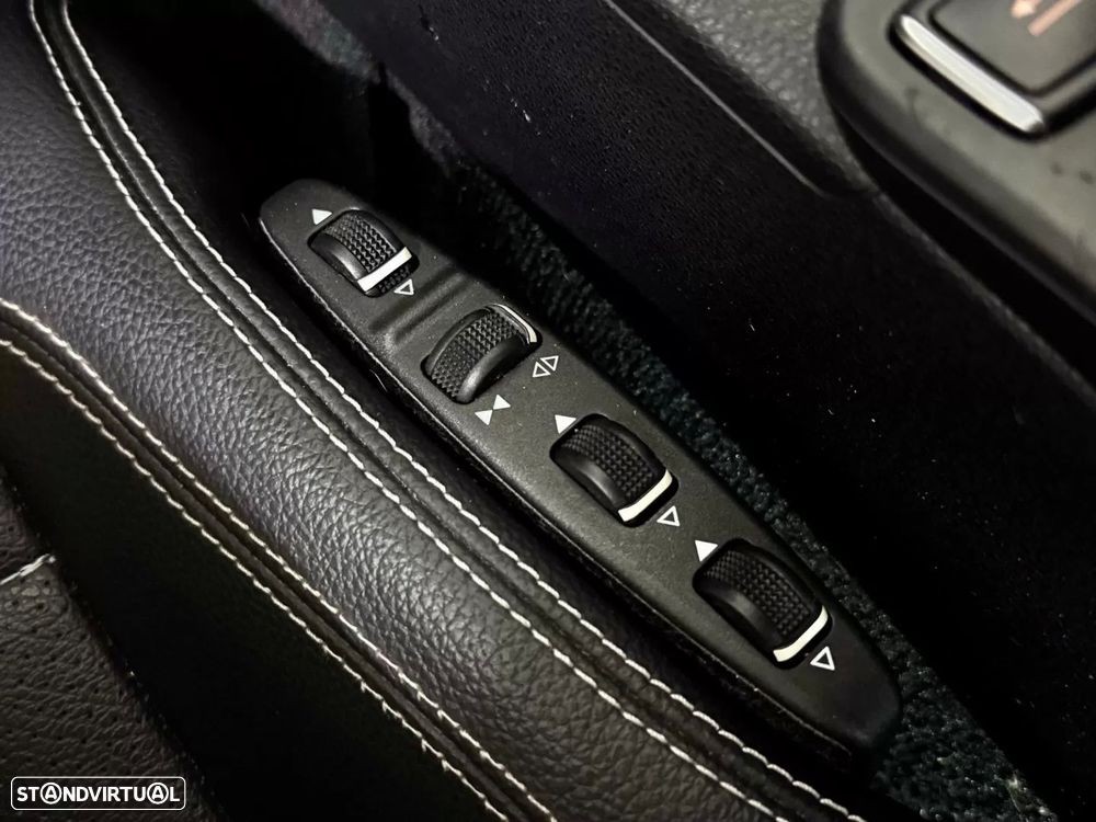 Mercedes-Benz E 220 CDi BlueEfficiency - 38