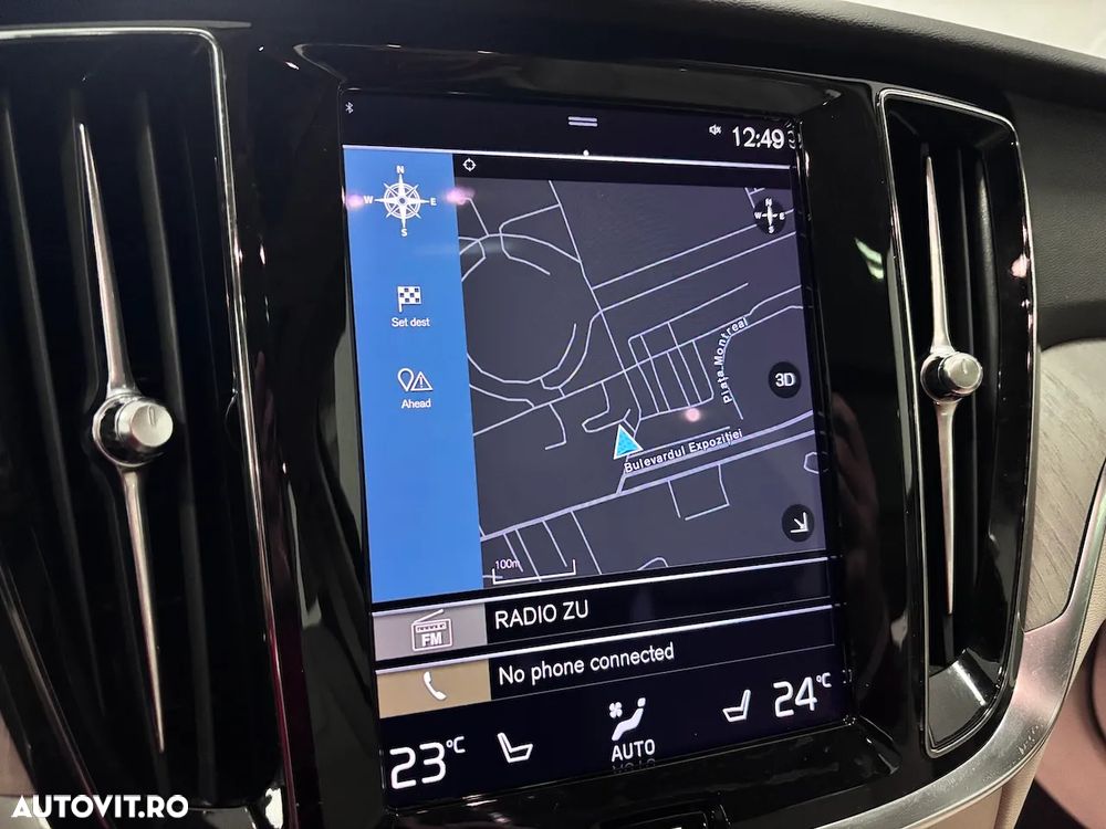 Volvo V60 V60CC B5 MHEV AT AWD Plus Bright - 35