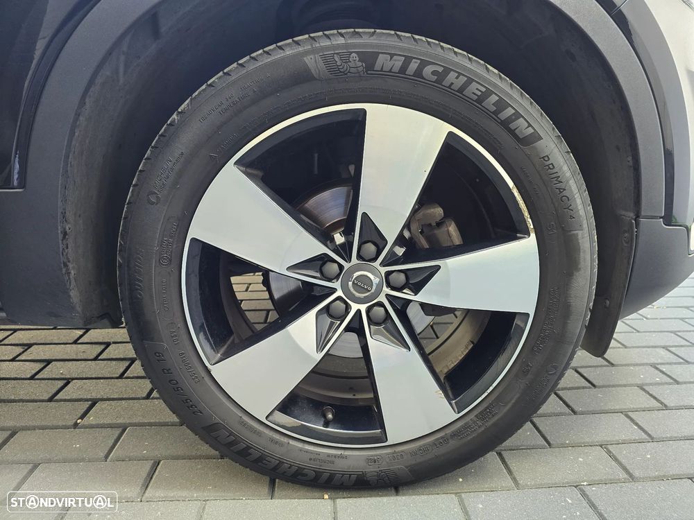 Volvo XC 40 2.0 D3 Momentum Plus Geartronic - 16