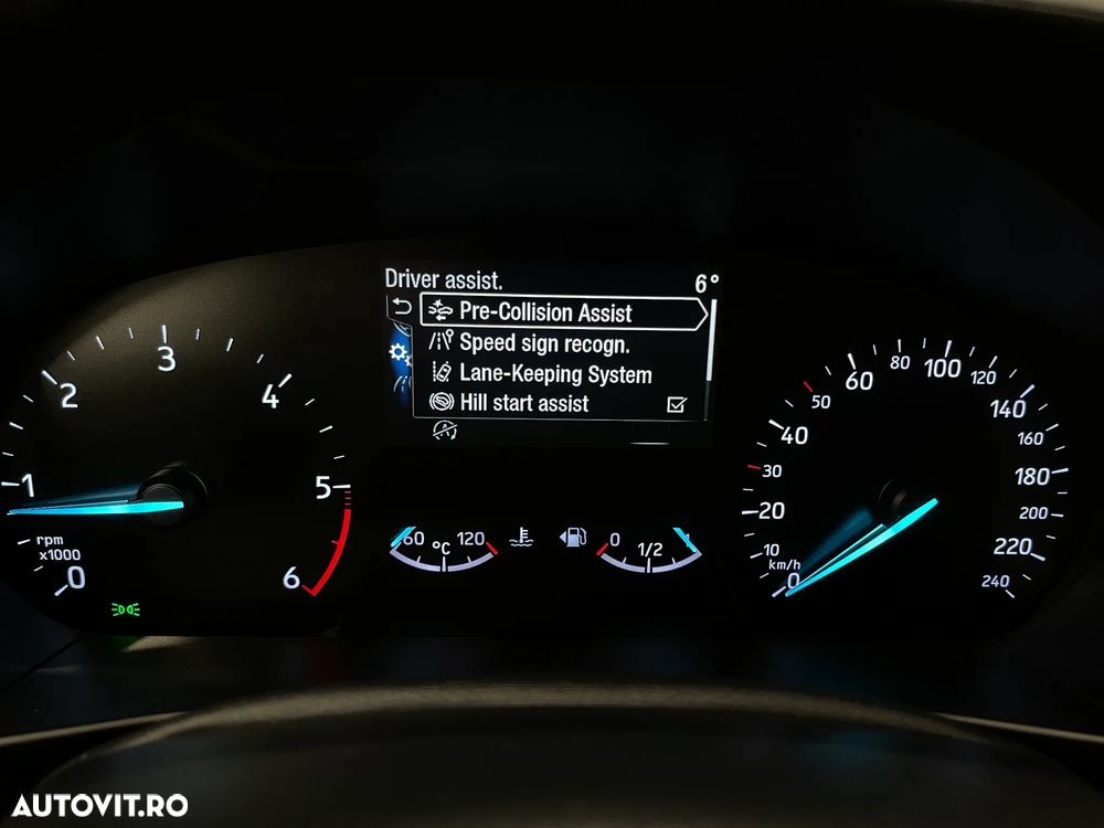 Ford Focus 1.5 EcoBlue Connected - 20