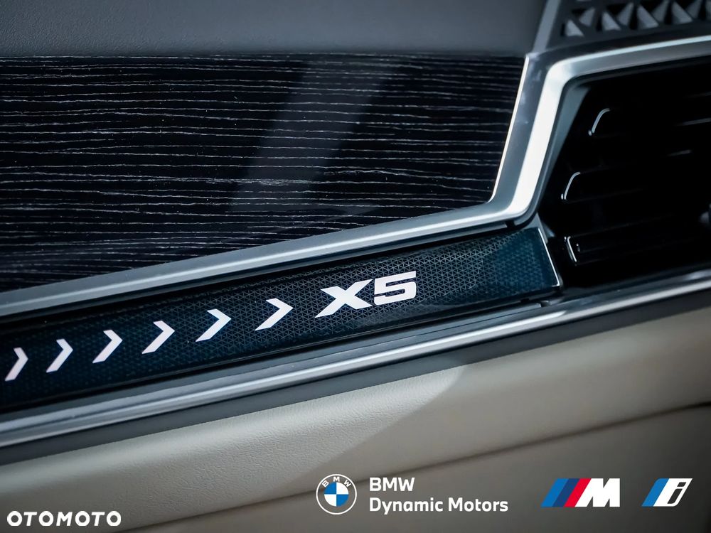 BMW X5 xDrive30d - 33