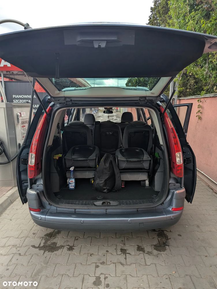 Citroën C8 2.2 HDi Exclusive - 4