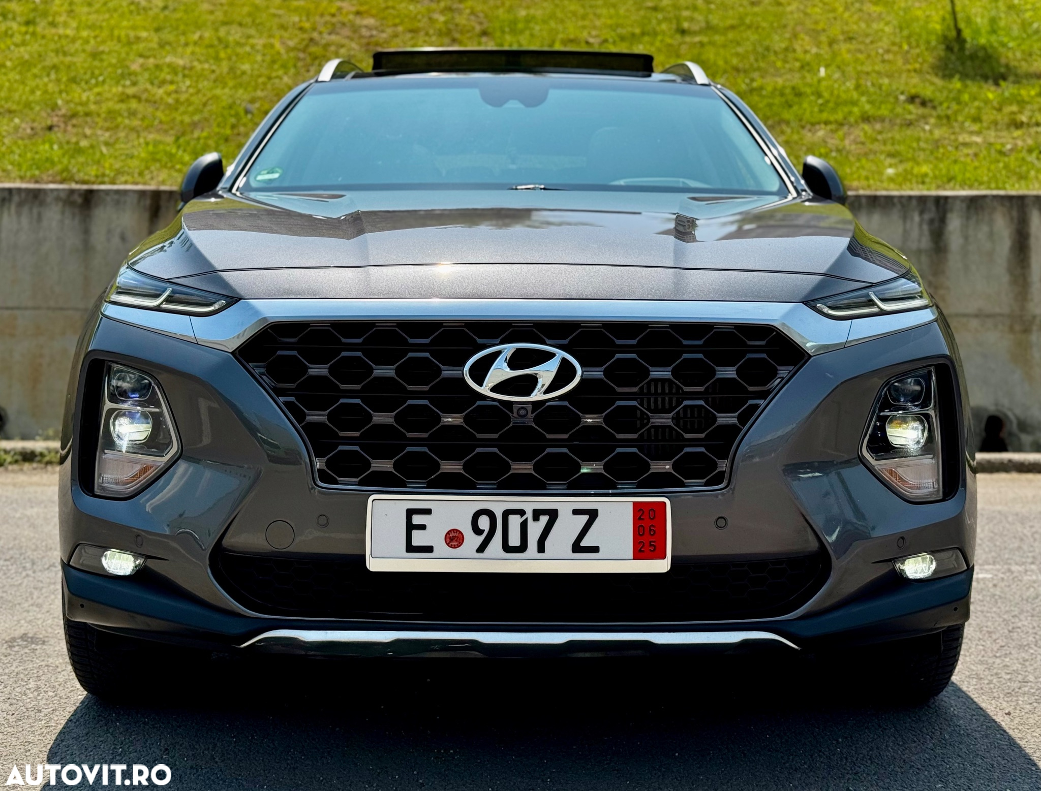 Hyundai Santa Fe 2.2 CRDi 4WD Automatik Premium - 2