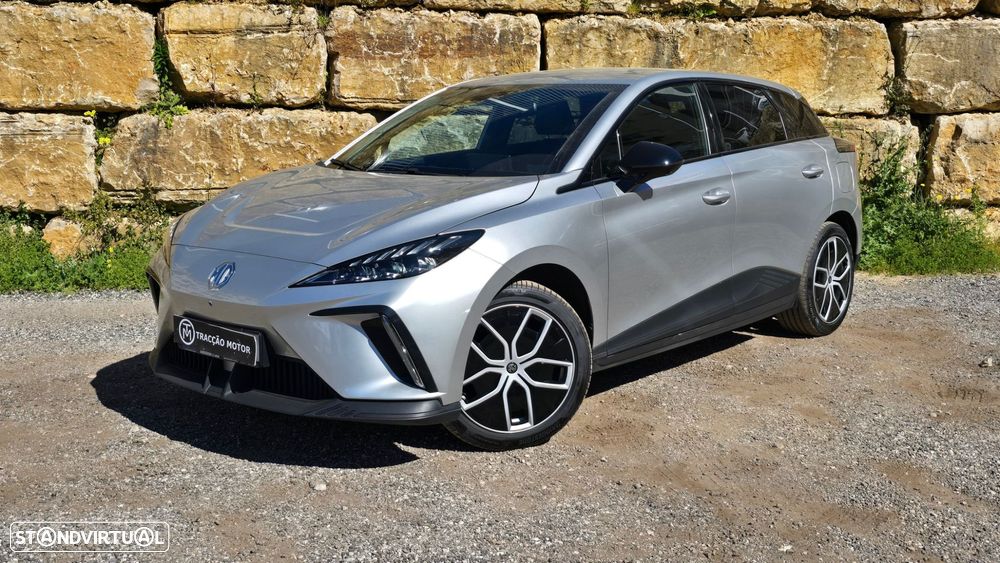 MG MG4 64 kWh Luxury - 59