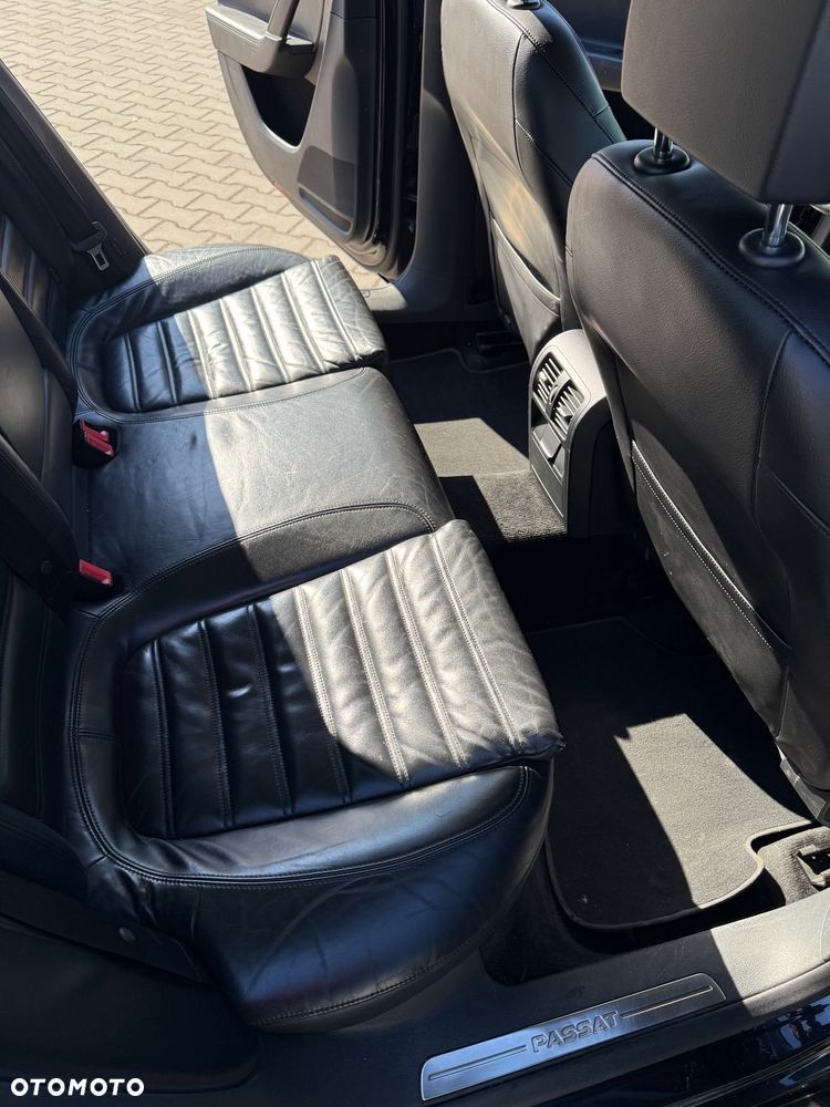 Volkswagen Passat 2.0 TDI Highline DSG - 12