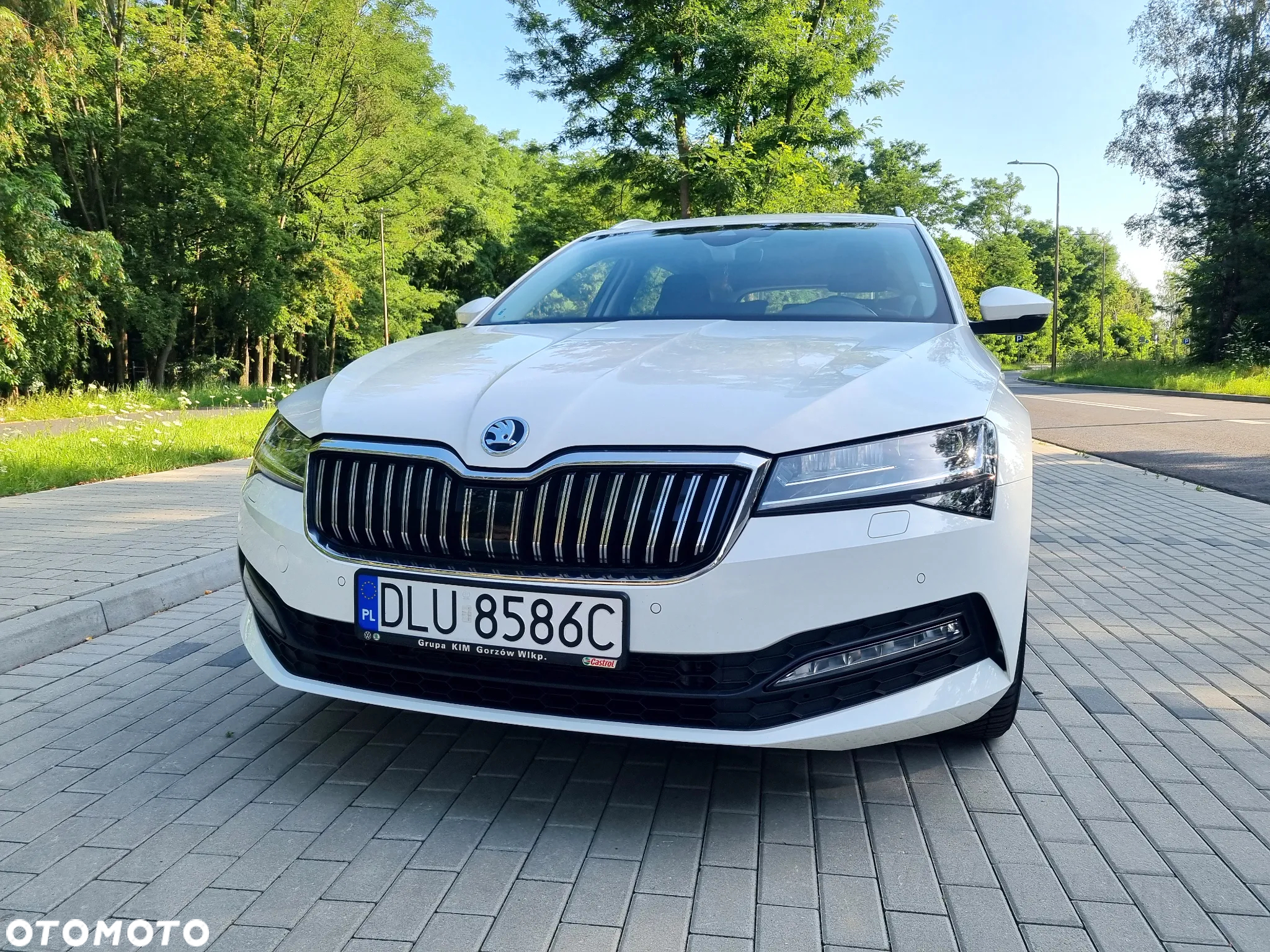 Skoda Superb 1.5 TSI ACT Ambition DSG - 4