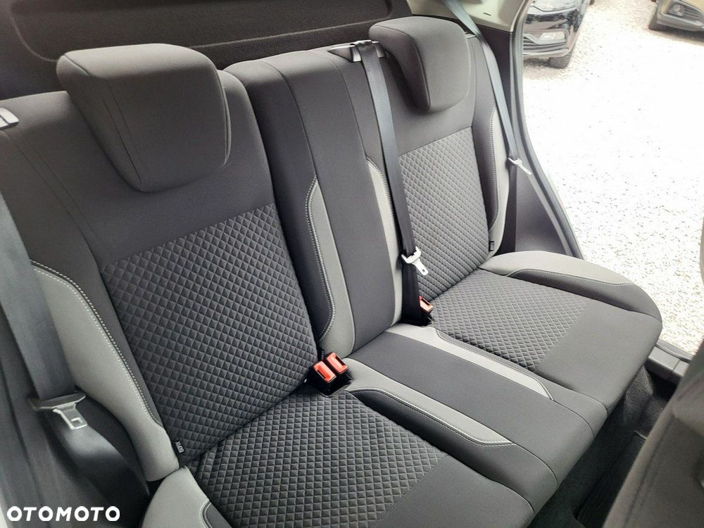 Ford Fiesta - 20