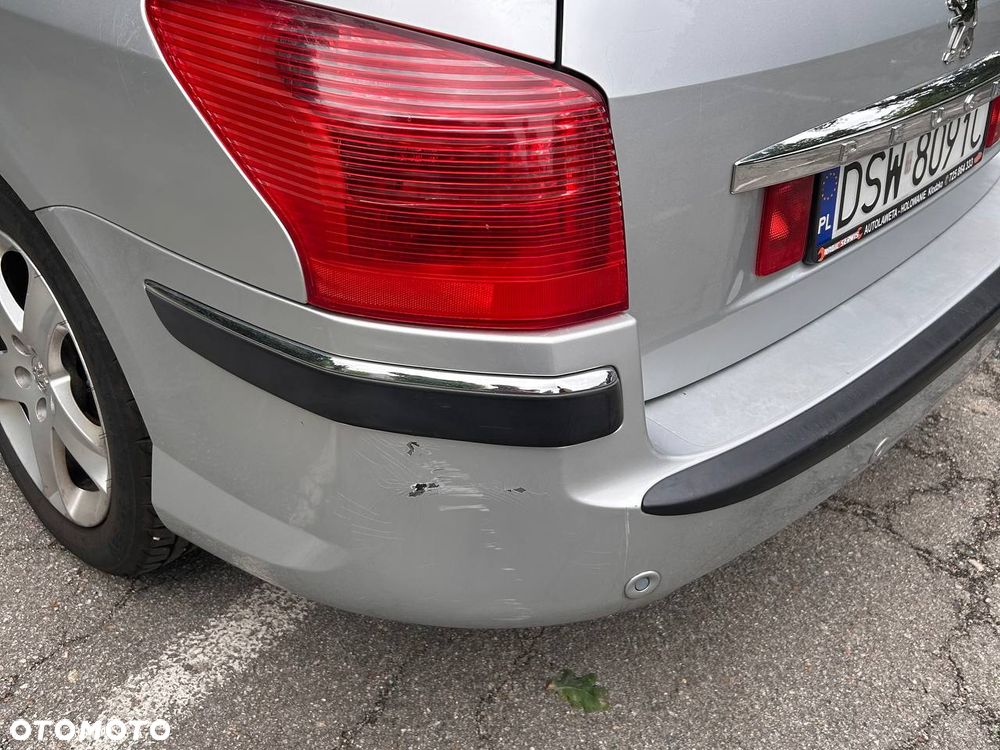 Peugeot 407 - 6