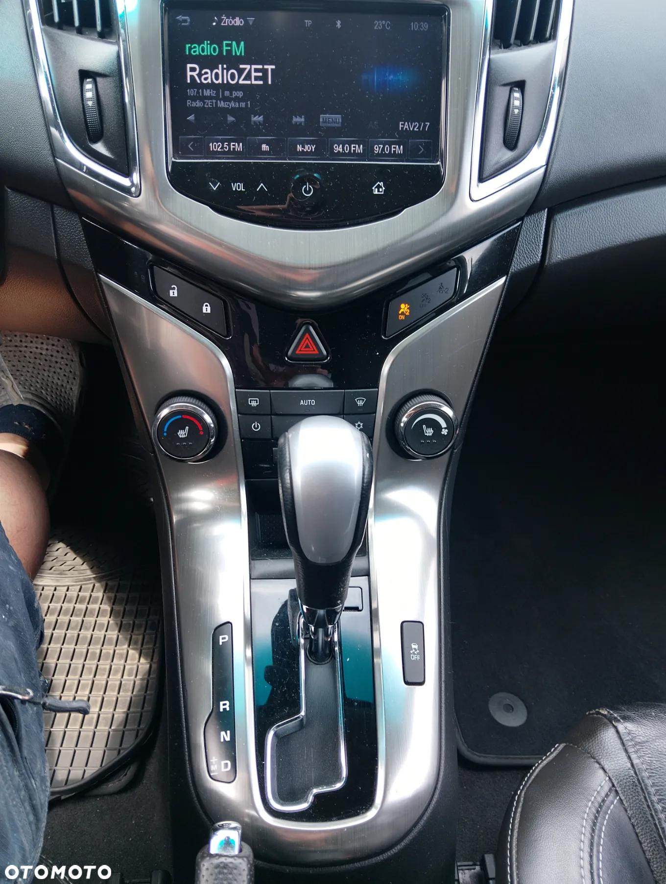 Chevrolet Cruze - 11