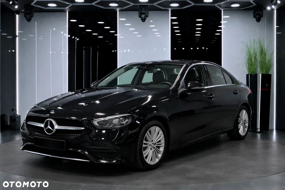 Mercedes-Benz Klasa C 180 mHEV - 3