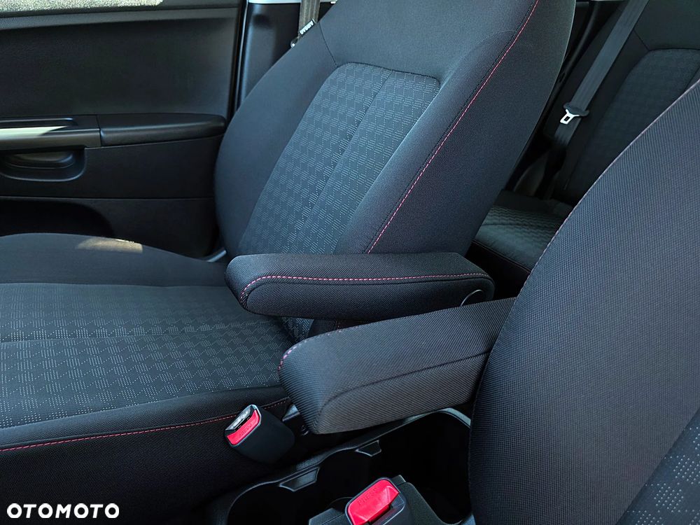 Kia Venga 1.4 CVVT Fifa World Cup Edition - 20