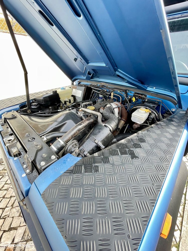 Land Rover Defender 90 2.5 TDi Metal Top - 23