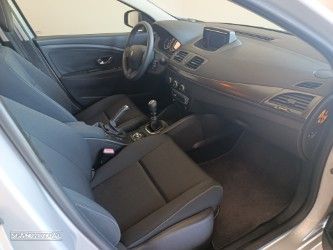 Renault Mégane 1.5 dCi Dynamique SS - 31