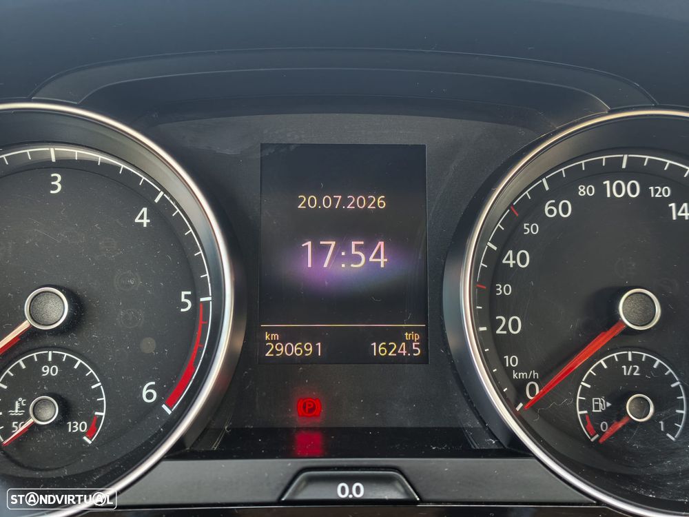 VW Golf 2.0 TDI Highline - 9