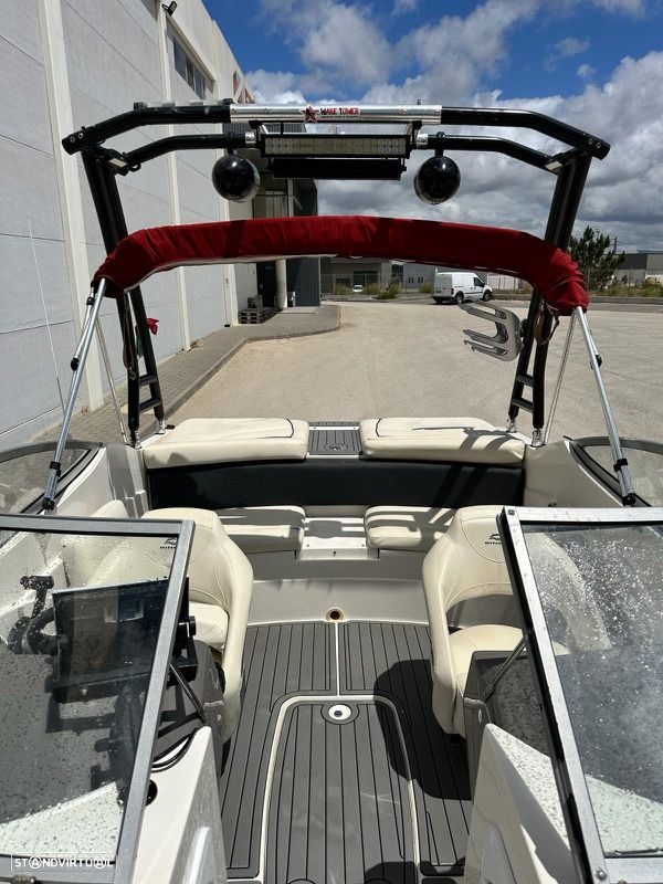 Rinker MTX 210 - 10