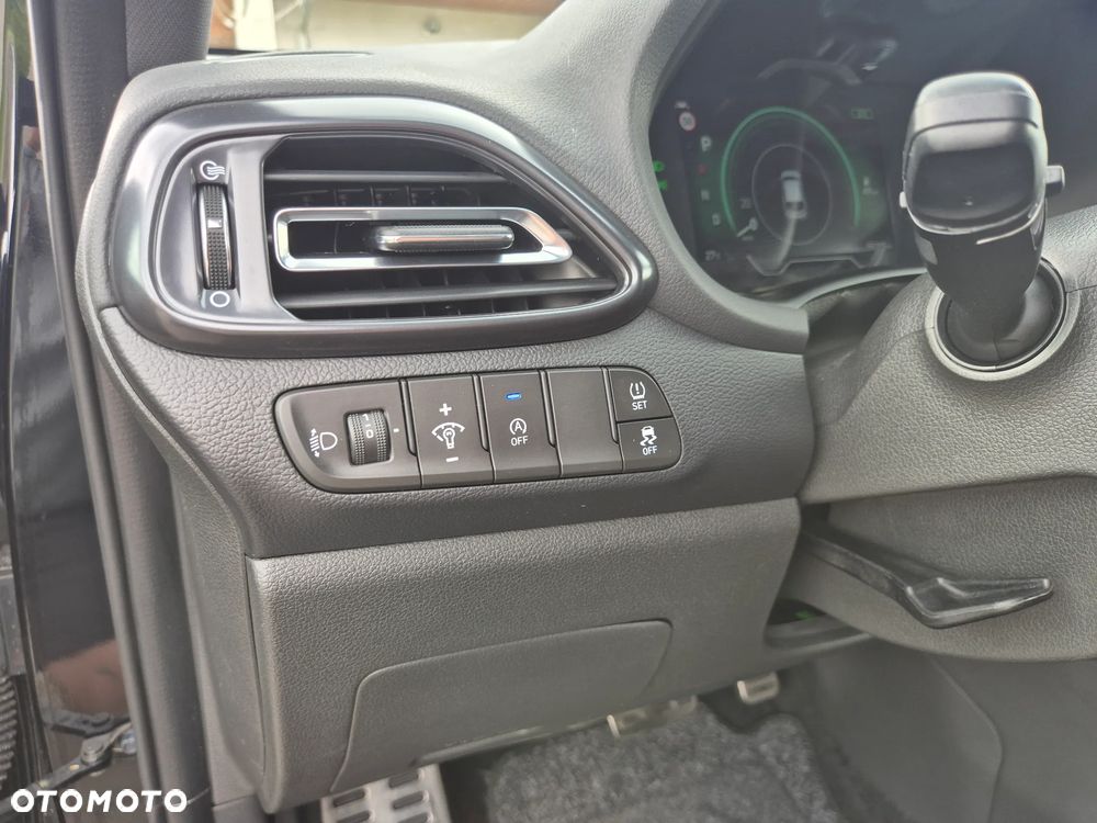 Hyundai i30 1.5 T-GDI 48V-Hybrid DCT N-Line - 12