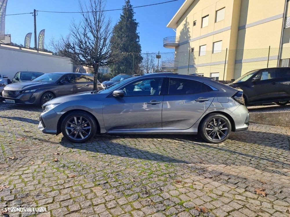 Honda Civic 1.0 i-VTEC Executive Premium CVT - 6