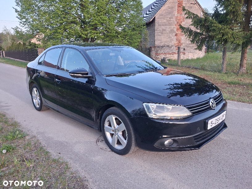 Volkswagen Jetta 1.2 TSI BlueMotion Technology Life - 3