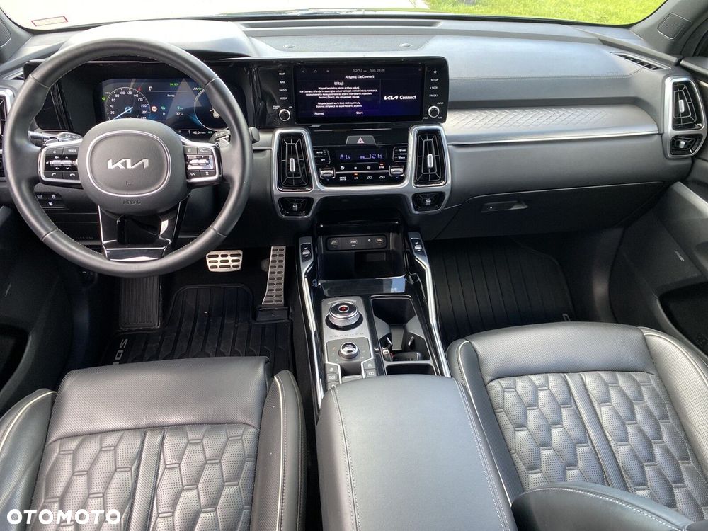 Kia Sorento - 12