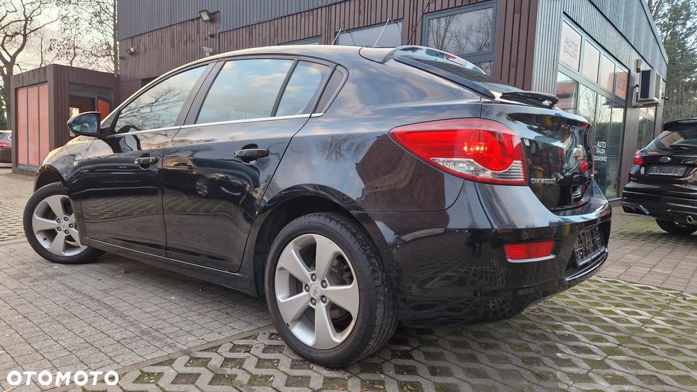Chevrolet Cruze 1.8 LT+ - 4