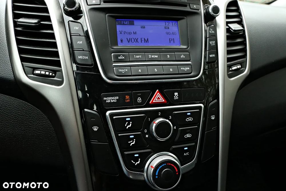 Hyundai i30 1.4 CRDi Advantage - 37