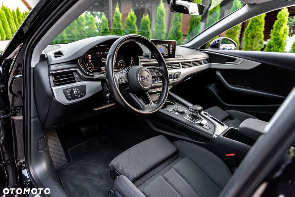 Audi A4 Limousine 35 TFSI S tronic S line - 17