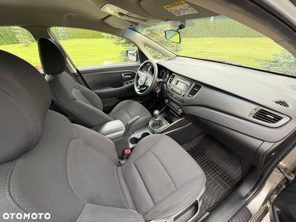 Kia Carens 1.6 GDI L - 13