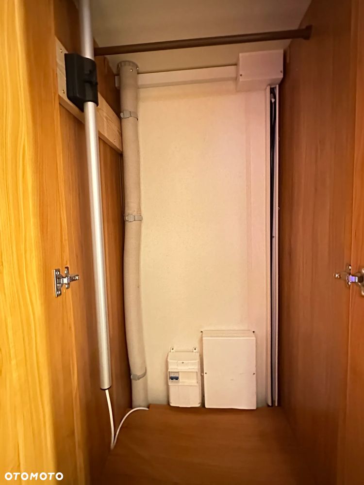 Hobby 460 UFE EXCELLENT z fakturą i gwarancją. DMC 1300 kg !!! - 25