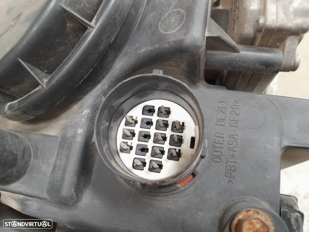 FAROL ESQUERDO LAND ROVER RANGE ROVER SPORT 2005 - 3