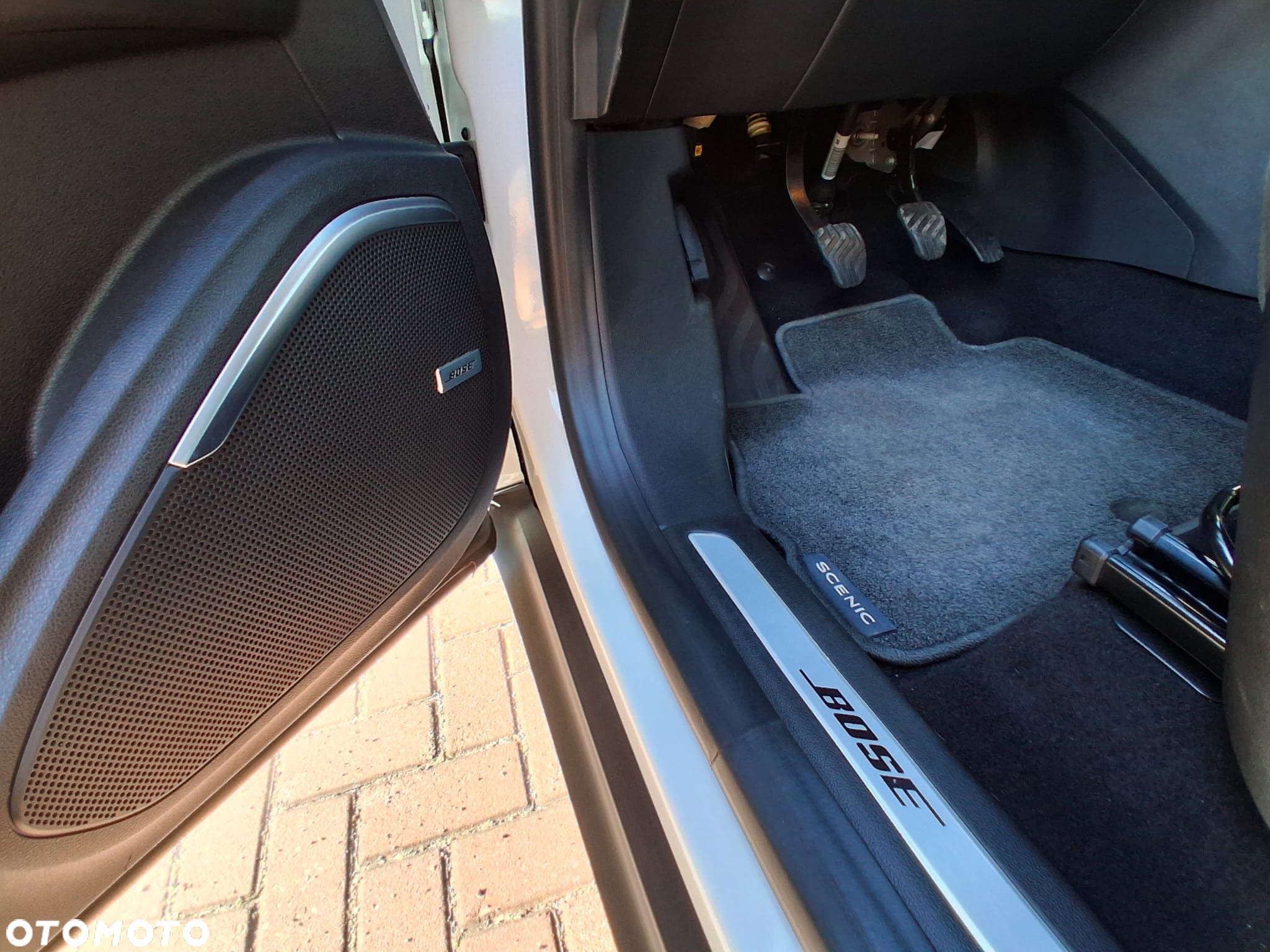 Renault Scenic 1.2 TCe Energy Bose - 13